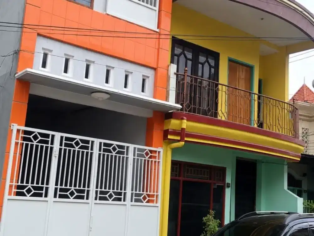 Jual Rumah Kost 3 Lantai 9 Kamar OMZET 9,5 Juta/Bulan Area Nginden Dekat Semolowaru Bratang BarataJaya Manyar