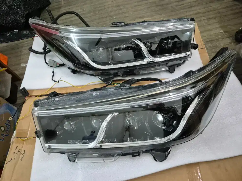 Headlamp Projie Inova Reborn Led Sen Running