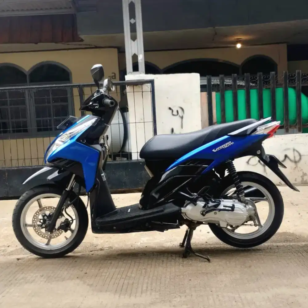 Honda Vario Techno 110 CC  Tahun 2011 Karburator ISTIMEWA