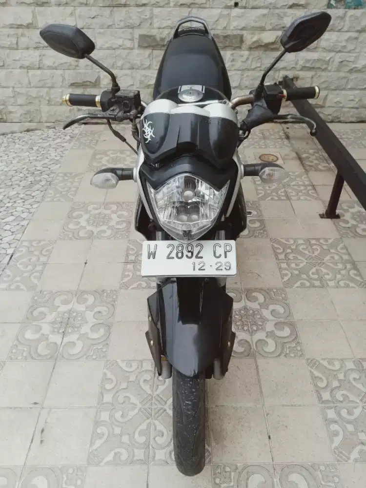 Dicari Vixion / sejenisnya