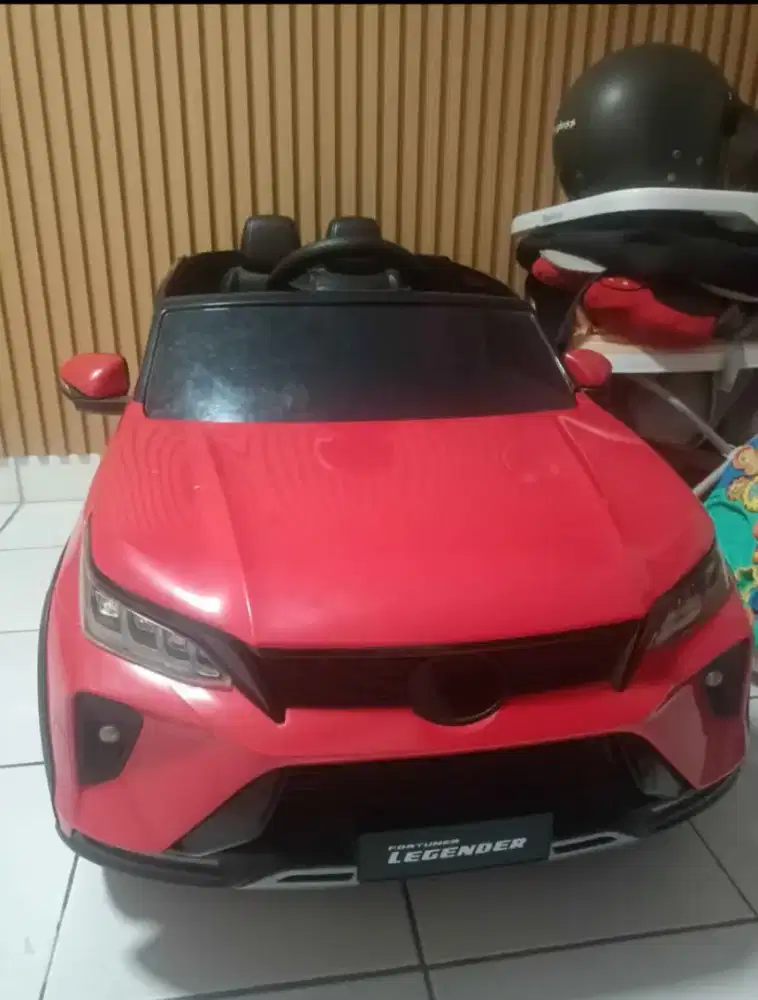 Mobil aki fortuner