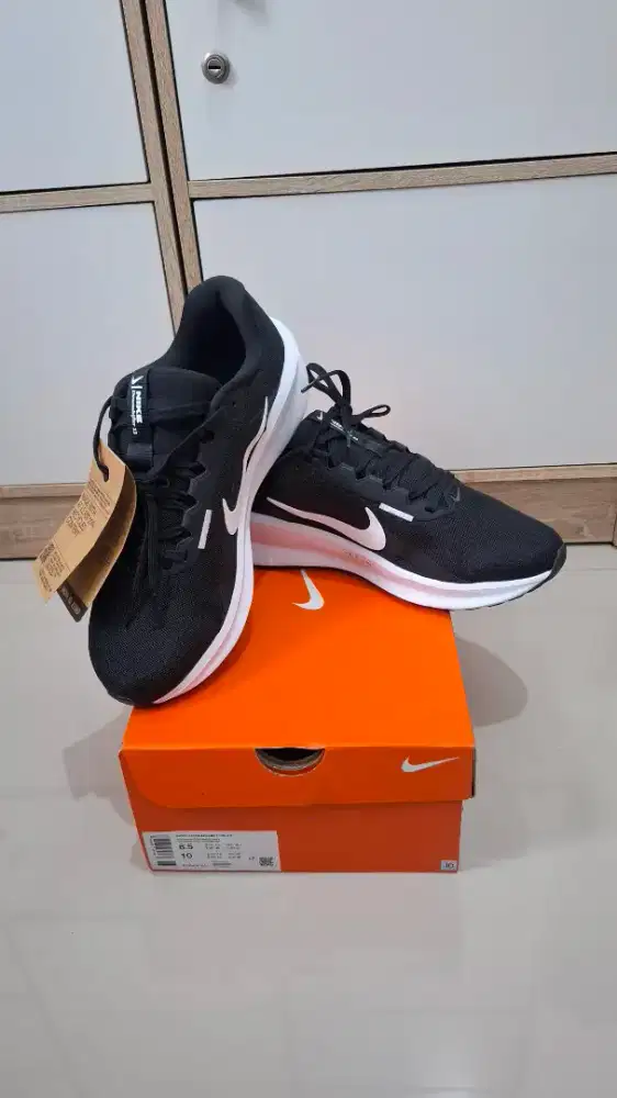 Sepatu NIKE Original 100%