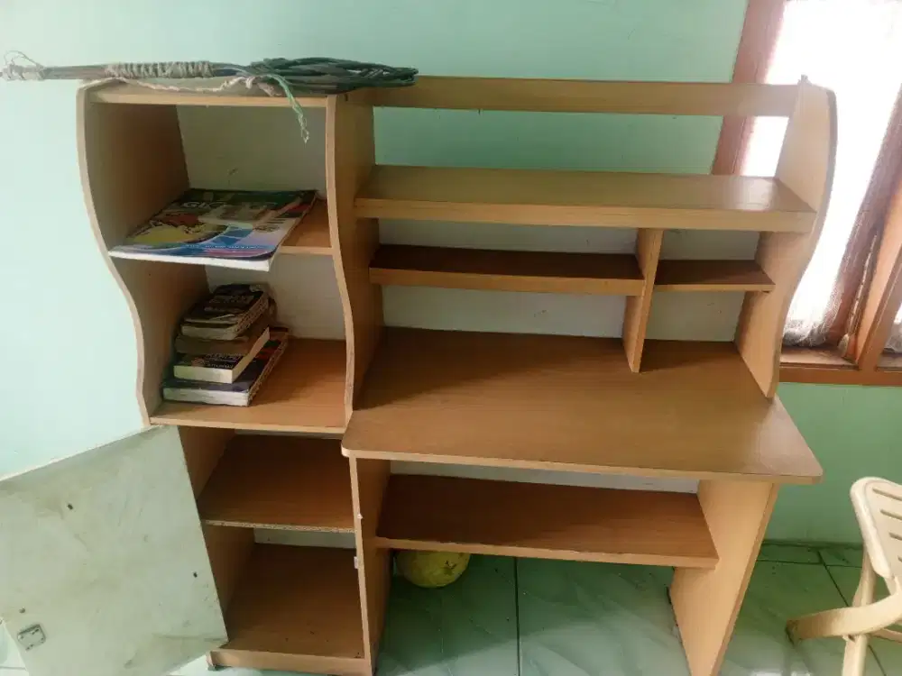 Dijual Meja belajar