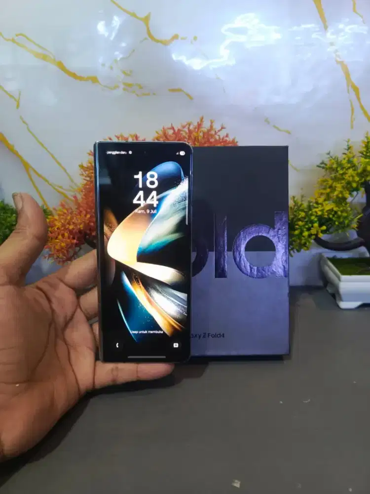 SAMSUNG Z FOLD 4 5G RAM 12/512GB ORIGINAL SEIN MULUS NORMAL