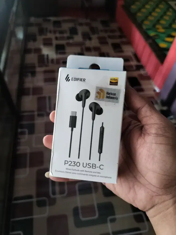 Earphone Edifier P230 Type C Black Baru