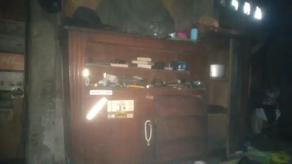 Biffet kayu jati lawas