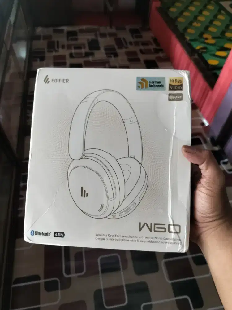 Headphone Edifier W60 Black Baru