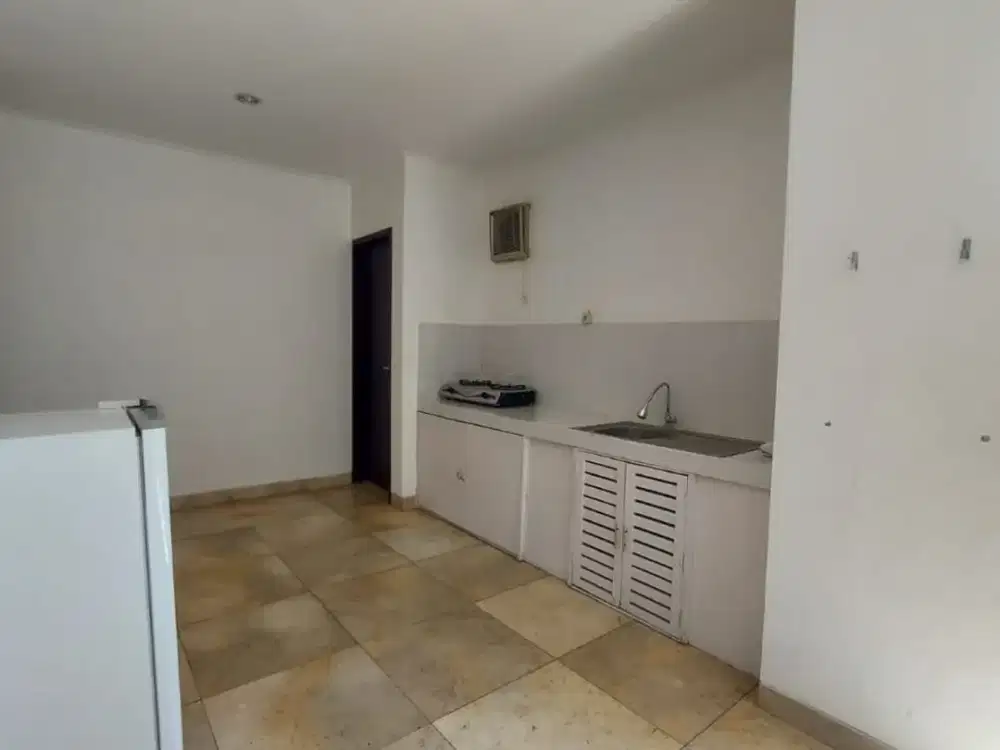 EXCLUSIVE HOUSE ONE GATE SYSTEM KEROBOKAN