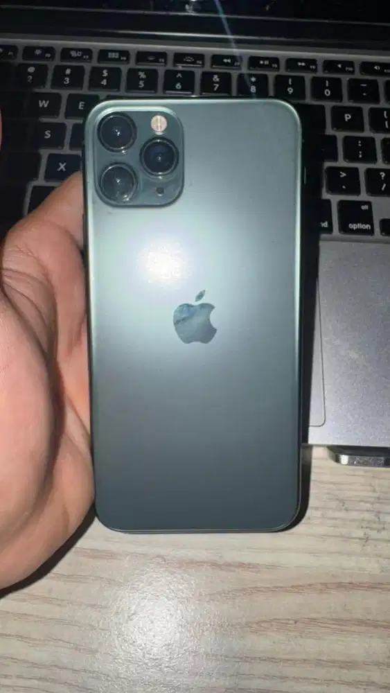 JUAL BU iPhone 11 Pro 256gb Midnight Green Batangan Inter