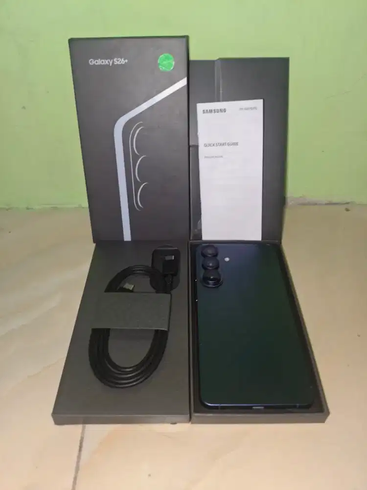 Samsung s26 + 12/256 GB