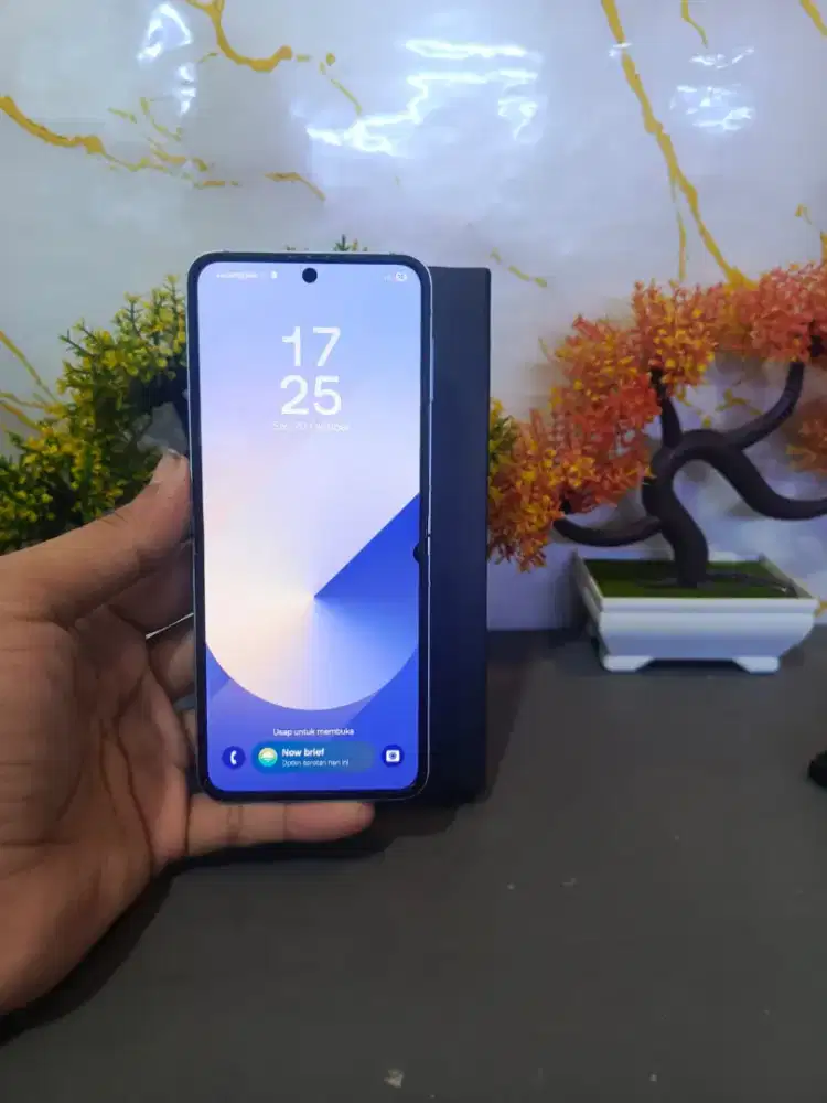 SAMSUNG Z FLIP 6 5G RAM 12/256GB ORIGINAL SEIN MULUS NORMAL
