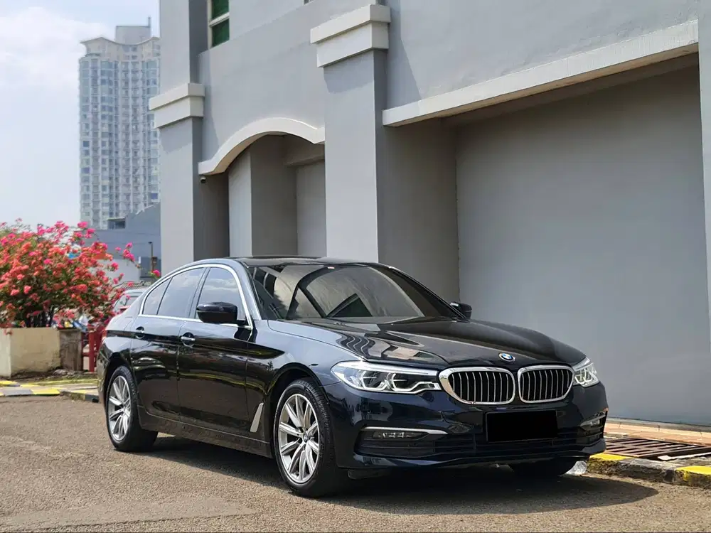 BMW 520i G30 Luxury