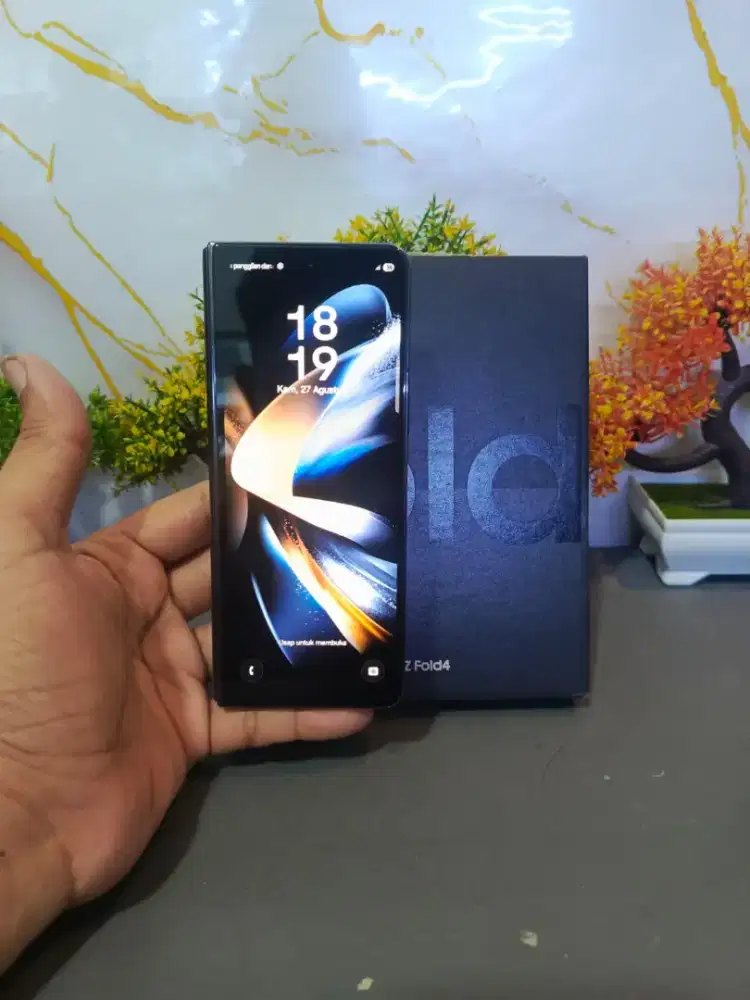 SAMSUNG Z FOLD 4 5G RAM 12/256GB ORIGINAL SEIN MULUS NORMAL