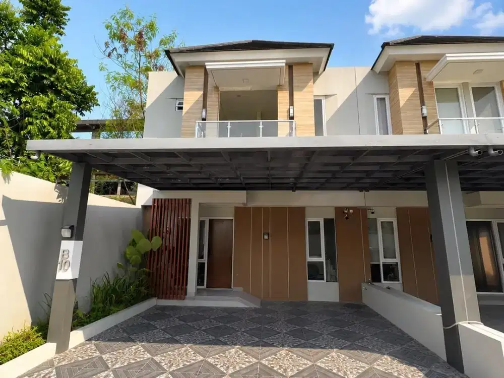 Rumah 4 Kamar Tidur di Maguwoharjo, Dekat Pakuwon Mall