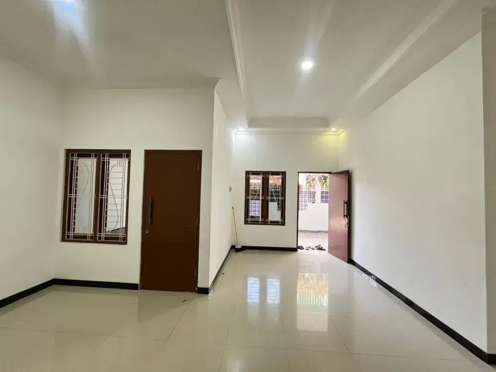 Rumah bagus di Bintara Indah. Bekasi