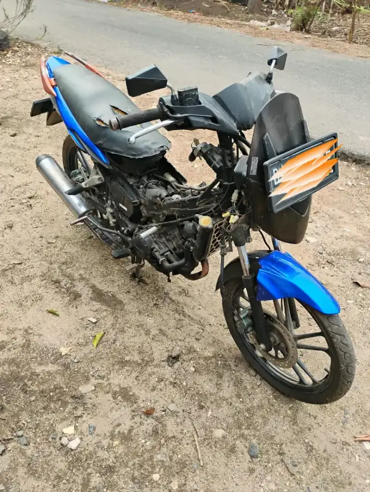 Hinda CS 1 2009