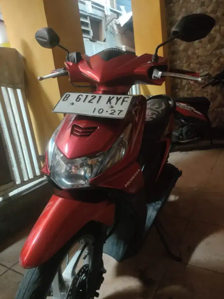 Honda beat karbu 2011 mulus 99% GLOWING