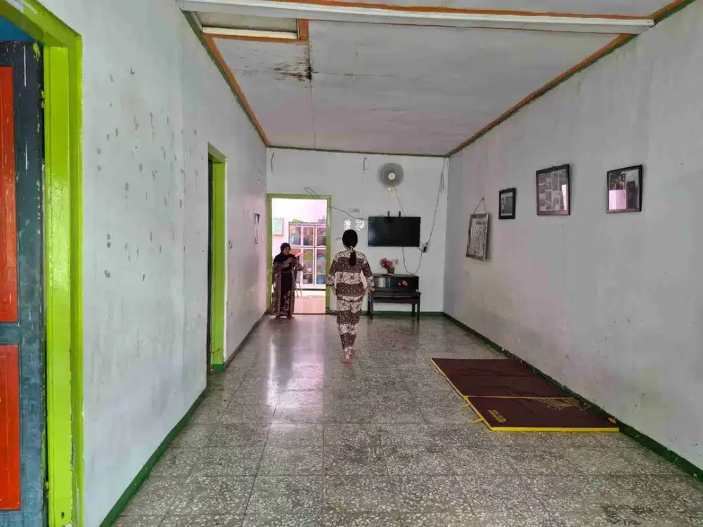 dijual rumah tua di belakang pasar anyar tangerang