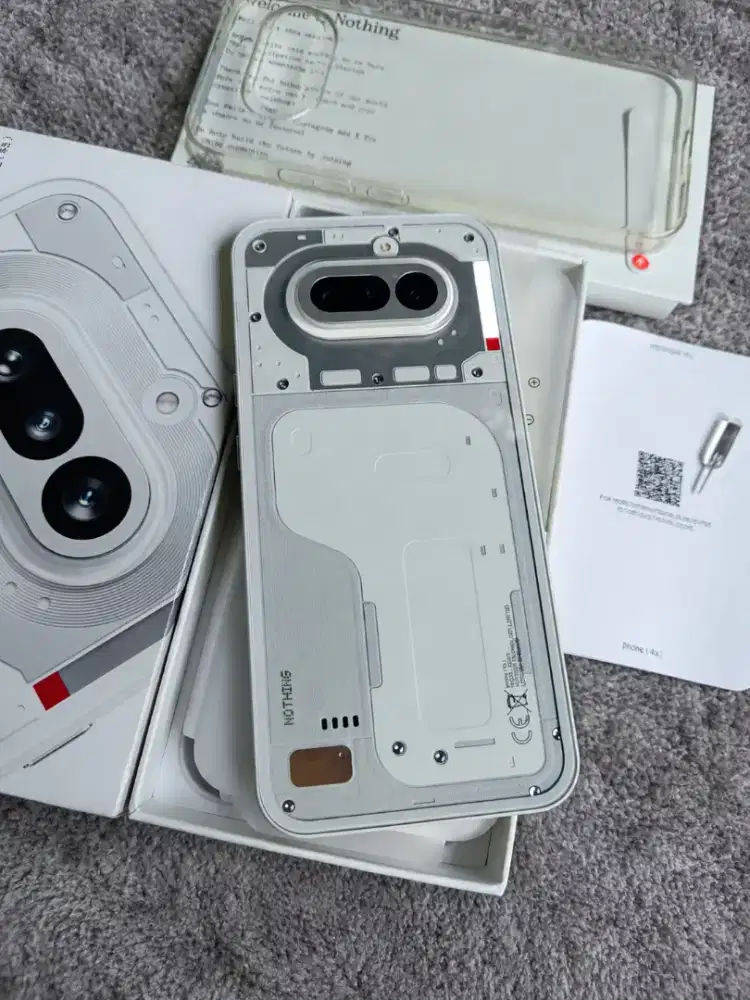 NothingPhone 4A . LikeNew (baca diskripsi)