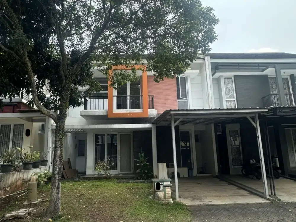Rumah 2 Lantai 3+1 Kamar Dekat Stasiun Kereta di Delatinos