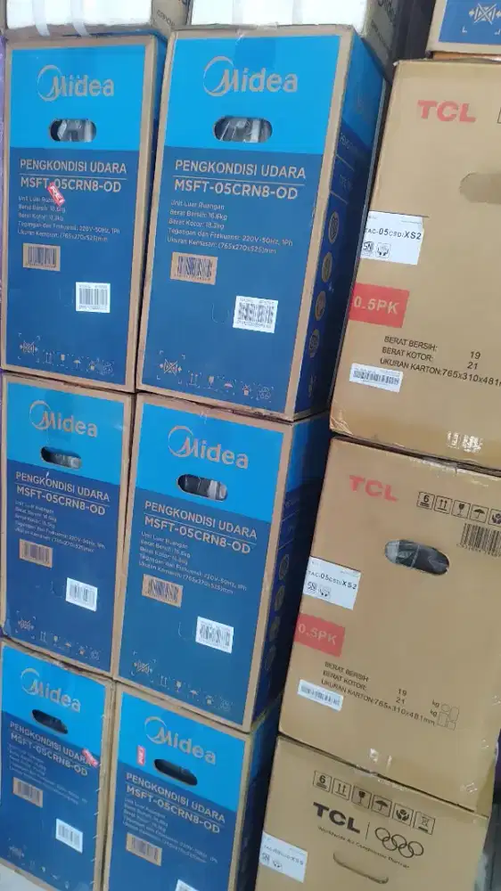 AC midea 1/2pk,Bisa TT