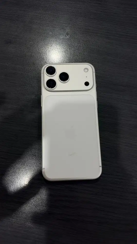 Iphone 17 promax 256gb silver fullset mulus 100%