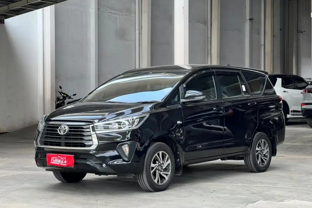 Innova v at 2.0 2022 istimewaas