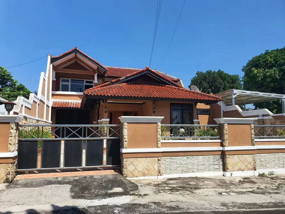 DIJUAL RUMAH NGESREP SRONDOL BANYUMANIK SEMARANG