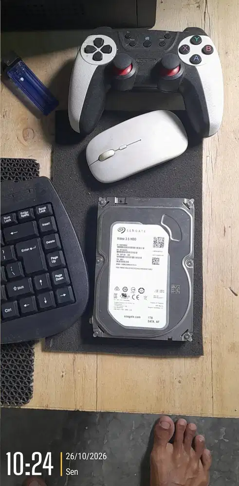 HDD Keyboard Mouse Gamepad