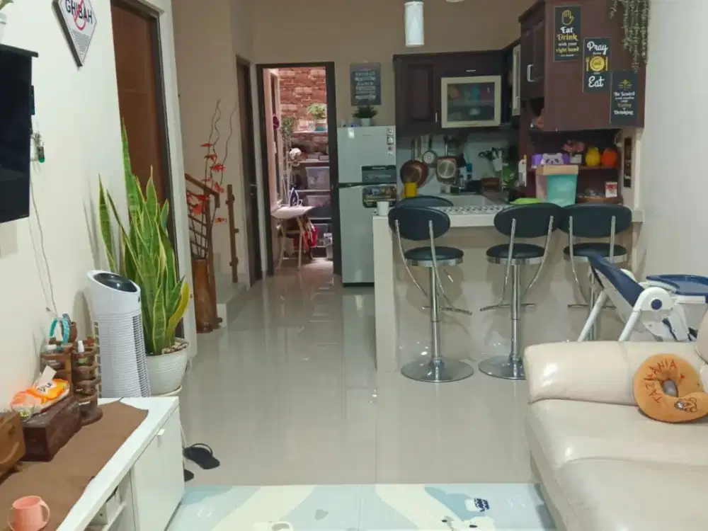 Rumah  di Cluster Kintamani, Perumahan Candrabaga Bekasi
