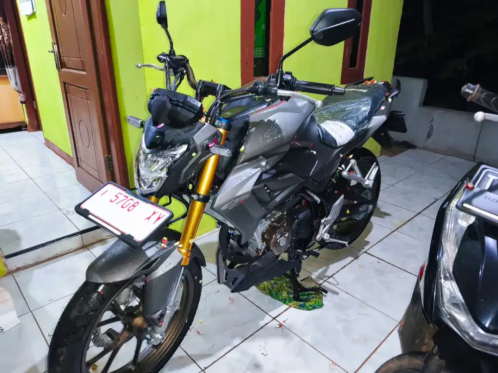 Cb150r tahun 2025,km 2000