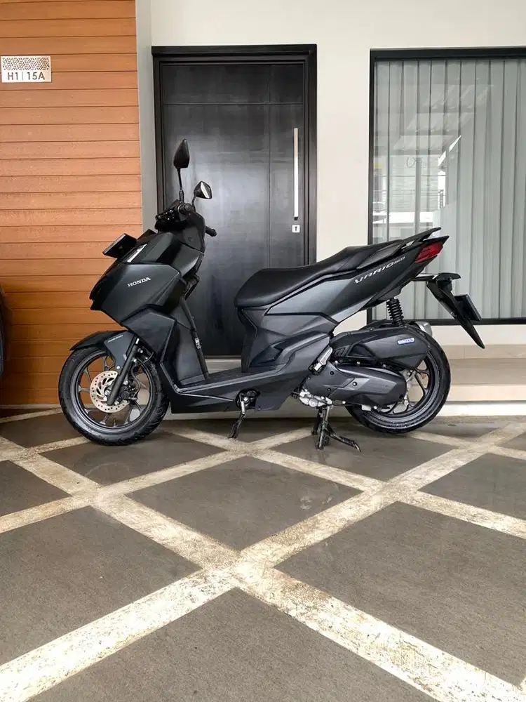 HONDA VARIO 160 2023 PAJAK ON, PLAT DKI, SRT LGKP, REMOT 2, MESIN JOSS