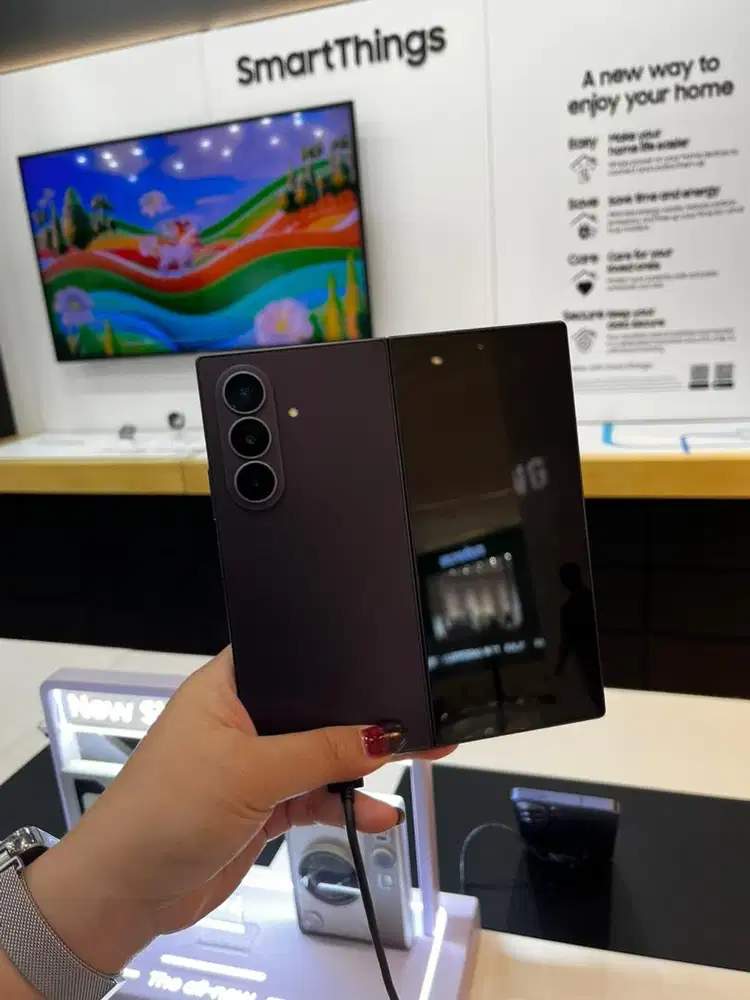 SAMSUNG GALAXY ZFOLD8 ULTRA Dapatkan voucher 2.6jt