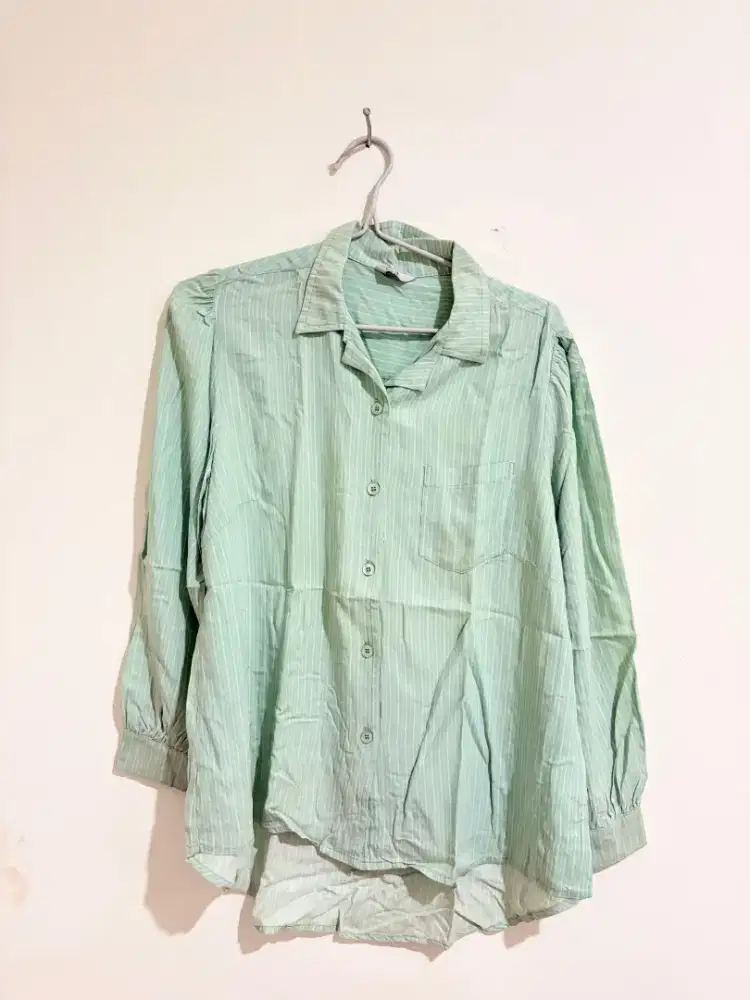 Baju Atasan Merk exit