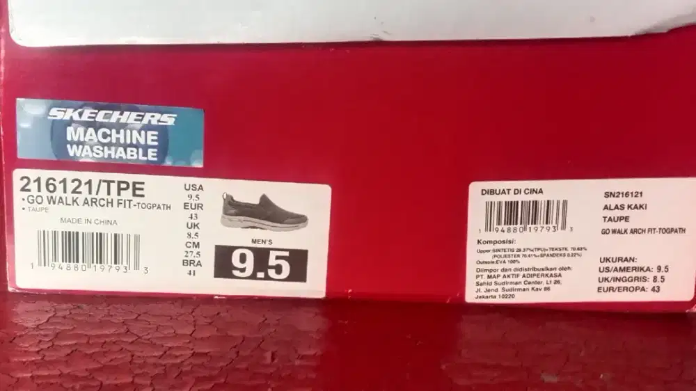 Sepatu skechers ori