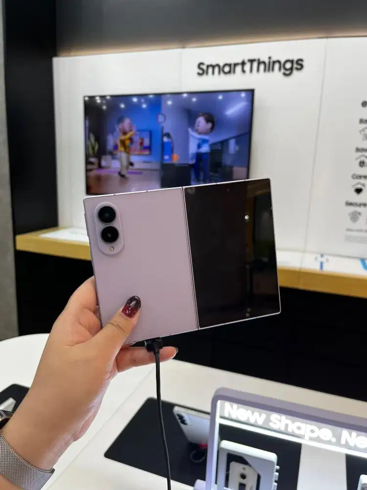 SAMSUNG GALAXY ZFOLD8 DAPATKAN VOUCHER 2.6jt