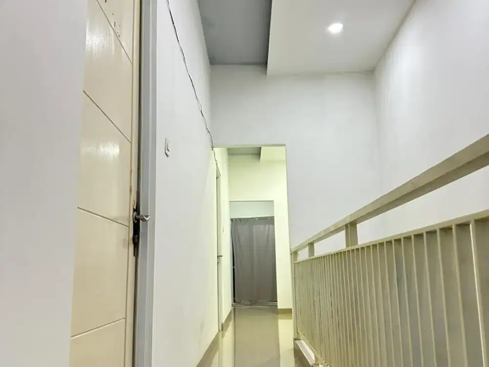 Dijual Cepat Rumah Siap Huni 2 lantai di Boulevard Hijau, Kota Harapan Indah Bekasi