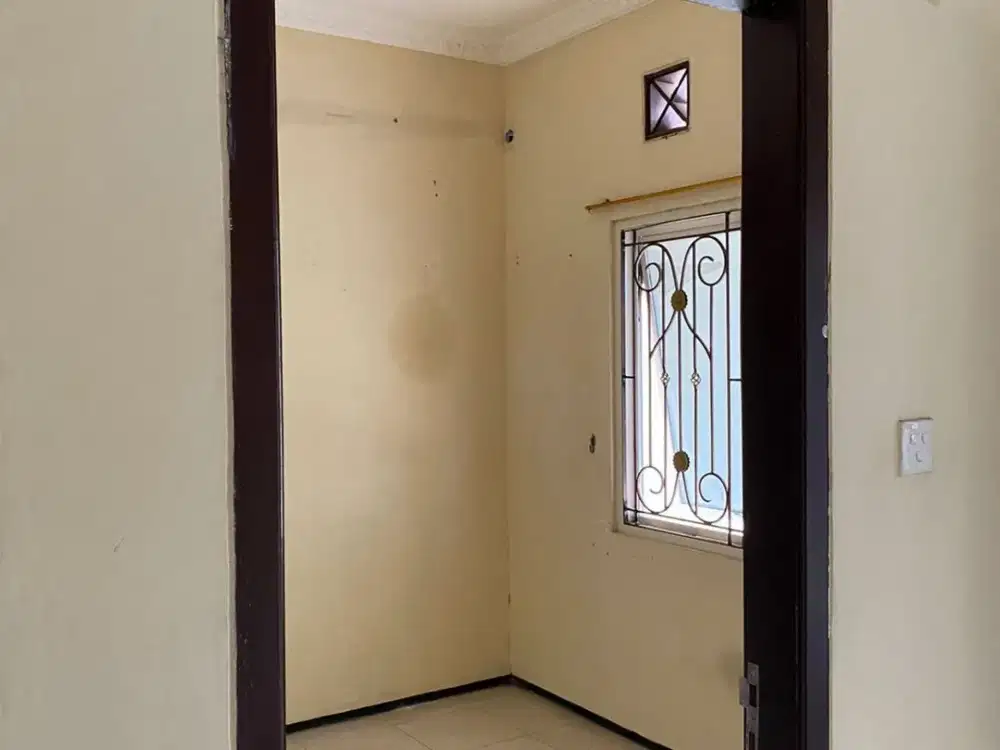 Dijual Rumah Pondok Wiguna Dekat Kawasan Upn, Sekolah Pelayaran, Jalan Merr