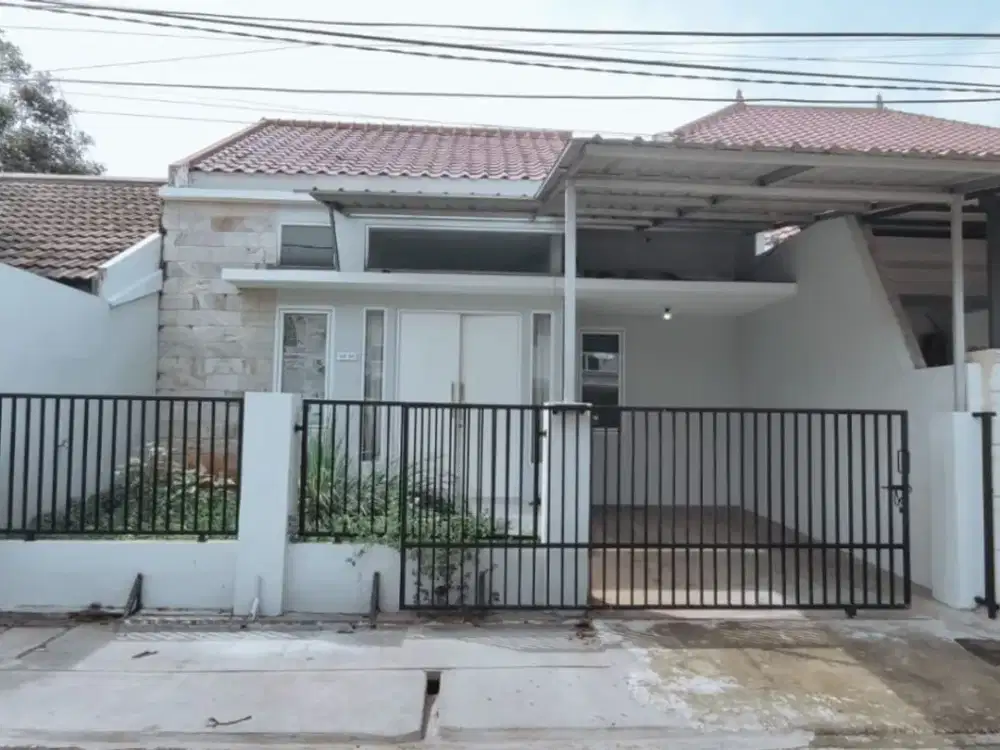 [SHM] Rumah Nyaman di BSD dengan walk-in closet - Tanah Luas dengan Taman Depan dan Belakang