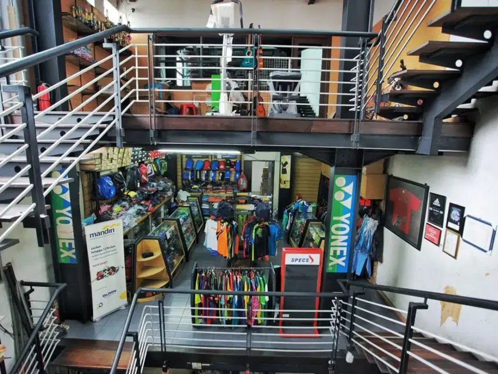 TERMURAH DIJUAL DAN DISEWA RUKO 4 LANTAI SIAP PAKAI COCOK UNTUK USAHA LOKASI STRATEGIS DI JL MERDEKA BANDUNG
