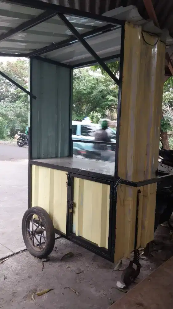 Dibutuhkan spg spg