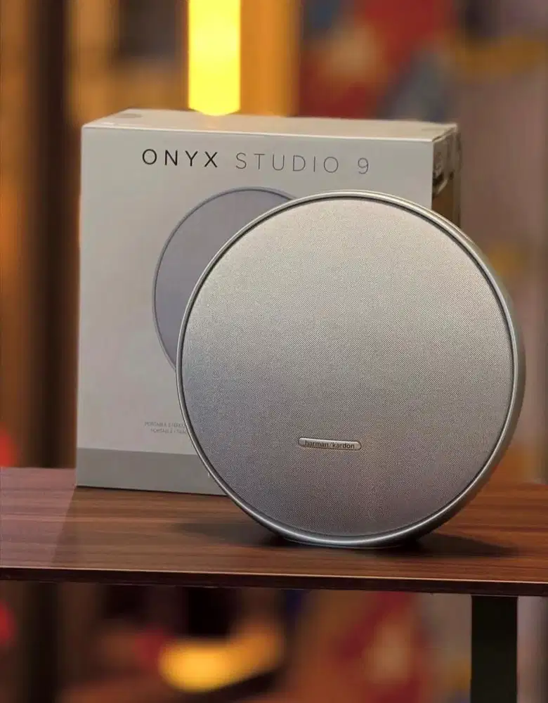 Bikin Musik Makin Hidup dengan Harman Kardon Onyx Studio 9!