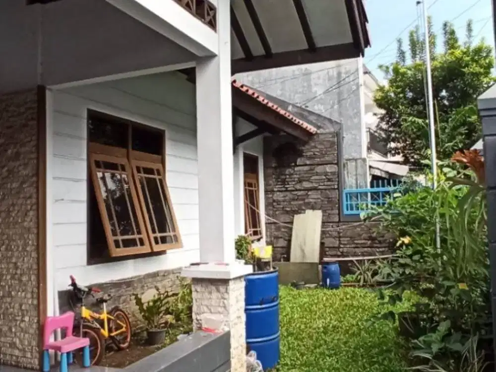 Dijual Cepat Rumah terawat siap huni di turangga lengkong bandung
