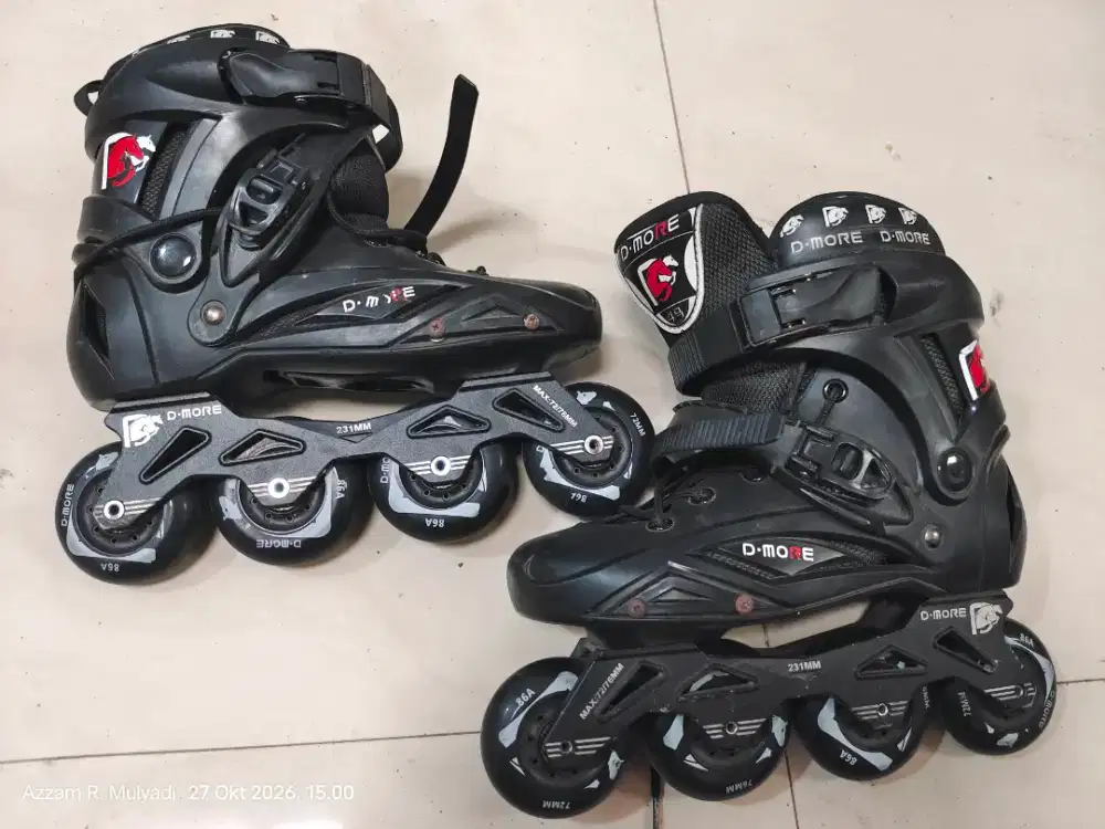 Sepatu roda ukuran kaki 39-40