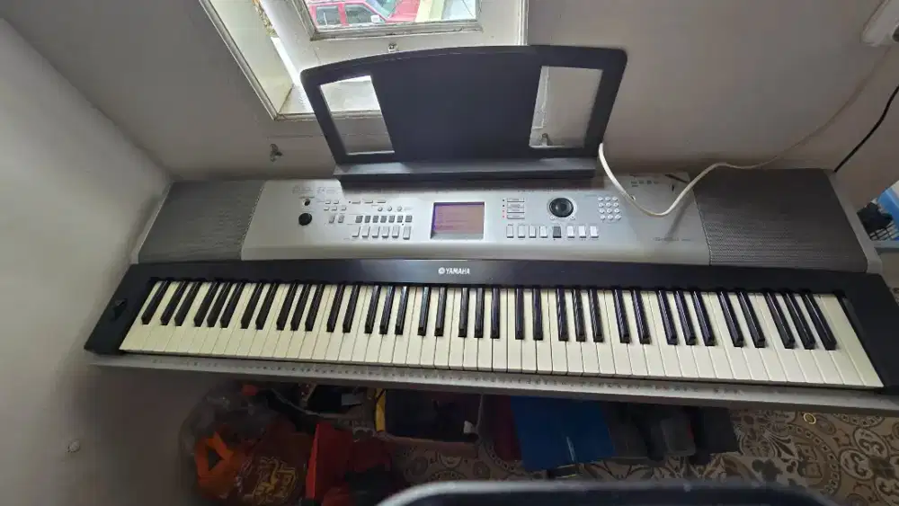 Yamaha Piano Digital DGX 520