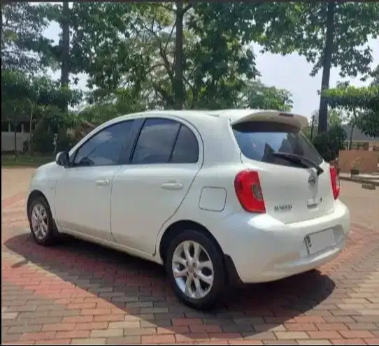 Nissan March 1.2 Matic Facelift 2014 – Irit, AC Dingin, Ban Tebal 2024
