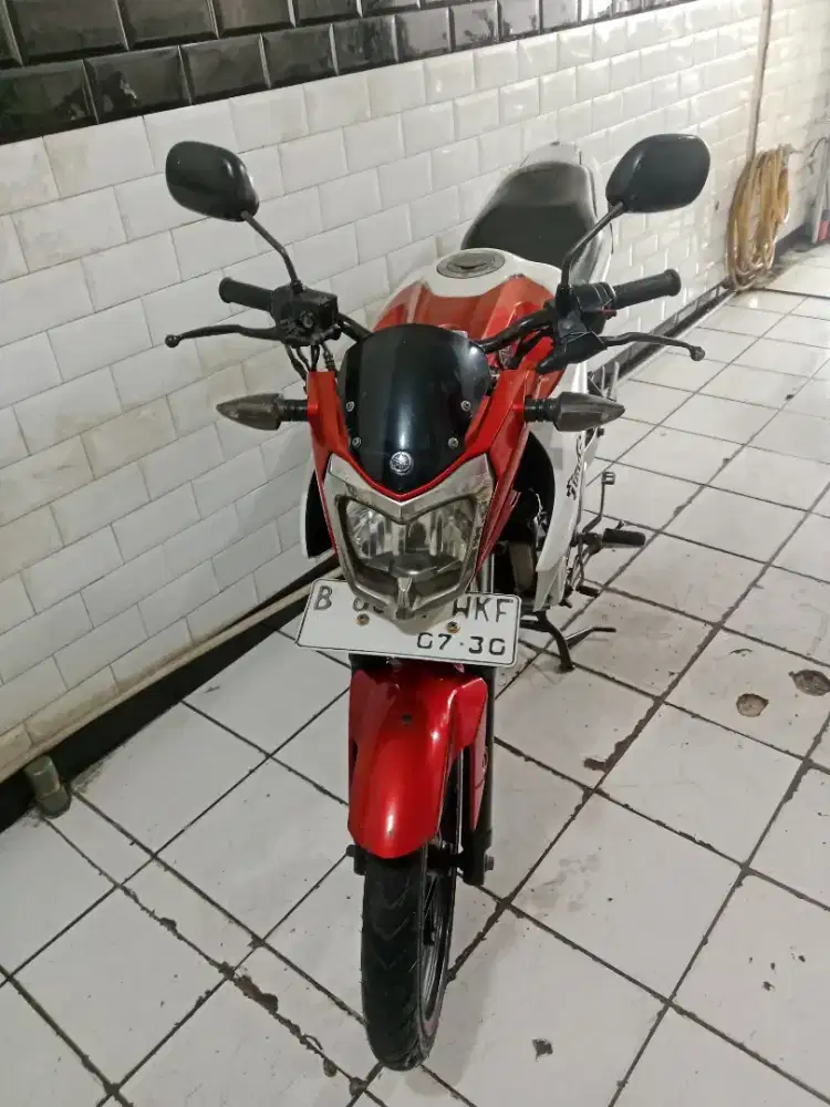 Yamaha vixion ks tahun 2013 tinggal gas