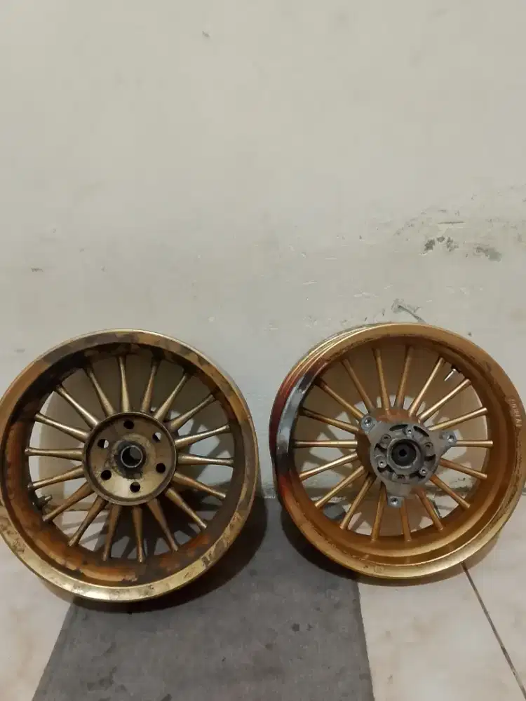 Di jual velg vrossi