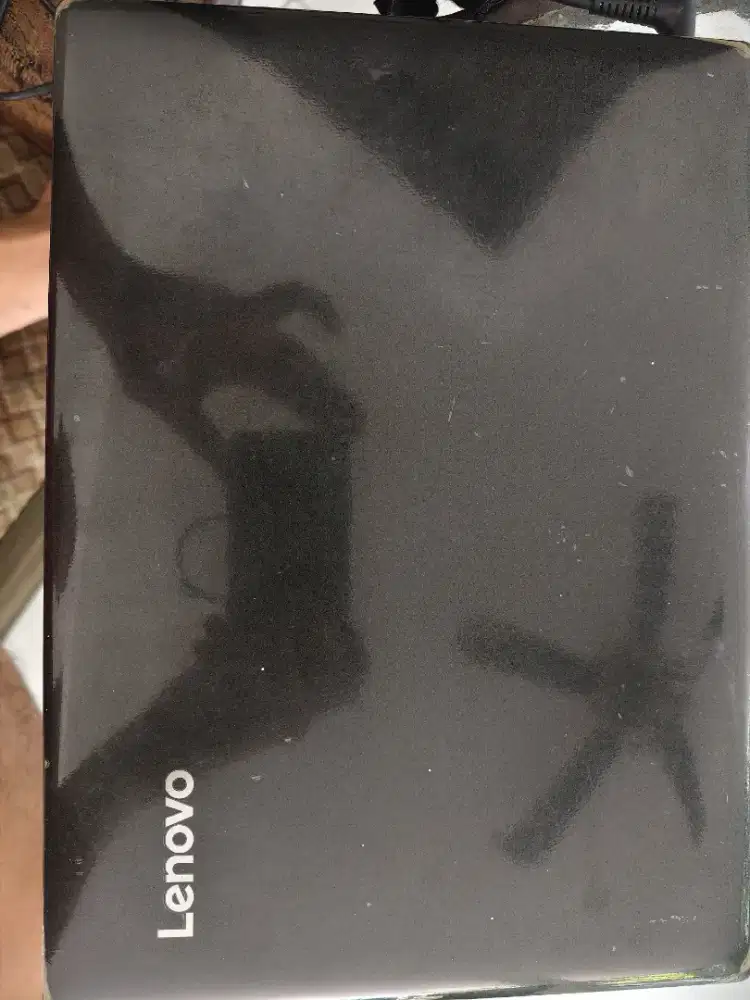 Jual laptop tangan pertama dari baru