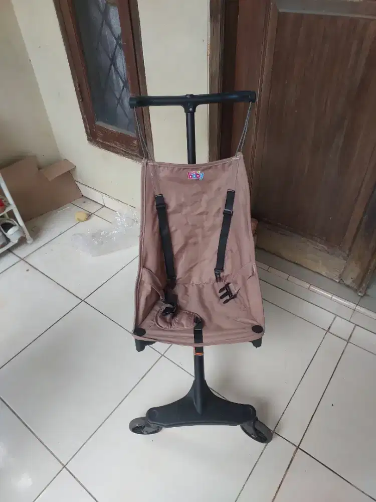 Stroller bayi travel size